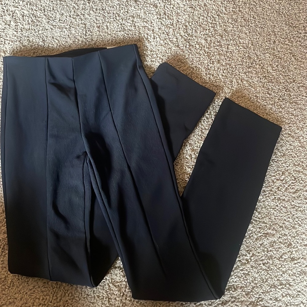 Zara High Rise Black Pants w/ Split Ends